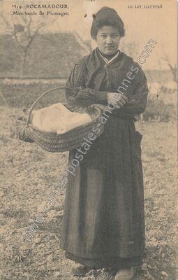 Carte postale ancienne Marchande de Fromages — Rocamadour (Lot)