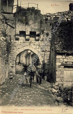 Carte postale ancienne La Porte Basse — Rocamadour (Lot)