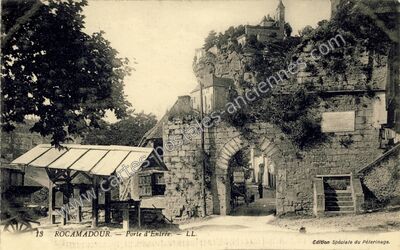 Carte postale ancienne Porte d'Entrée — Rocamadour (Lot)