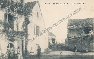 Carte postale ancienne La Grande Rue — Saint-Jean-de-Laur (Lot)