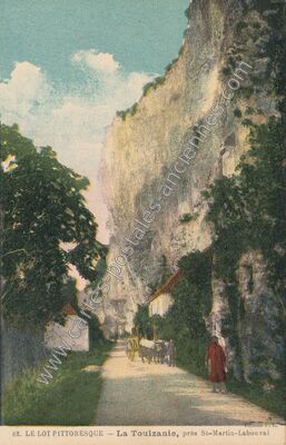 Carte postale ancienne Le Lot Pittoresque — La Toulzanie — Saint-Martin-Labouval (Lot)
