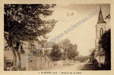 Carte postale ancienne Avenue de la Poste — Saint-Sozy (Lot)