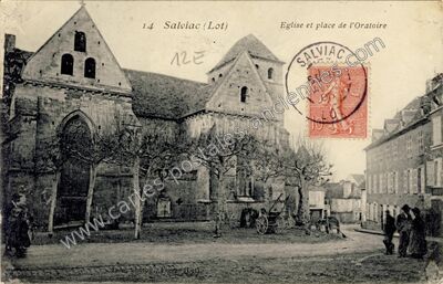Carte postale ancienne Eglise et place de l'Oratoire — Salviac (Lot)