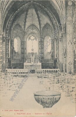Carte postale ancienne Intérieur de l'Église — Salviac (Lot)