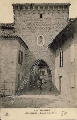 Carte postale ancienne Portail Notre-Dame — Sousceyrac (Lot)
