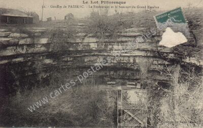 Carte postale ancienne Gouffre de Padirac — Padirac (Lot)