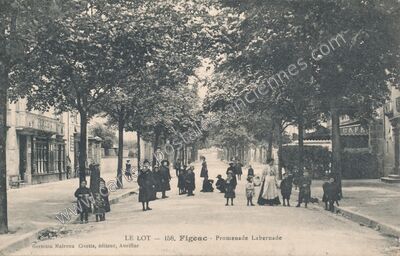Carte postale ancienne Promenade Labernade — Figeac (Lot)