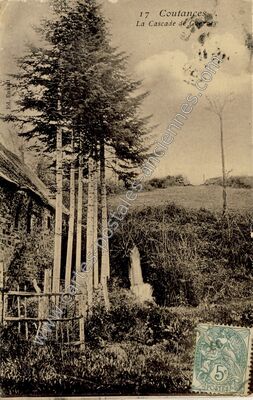 Carte postale ancienne La Cascade de Guernay — Coutances (Manche)