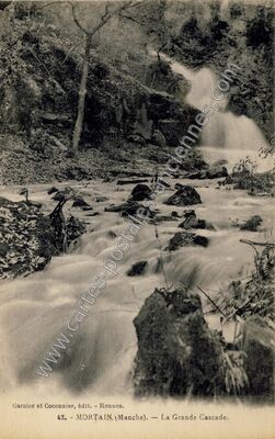 Carte postale ancienne La Grande Cascade — Mortain (Manche)