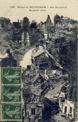 Carte postale ancienne Ruines de Montdidier — Montdidier (Somme)