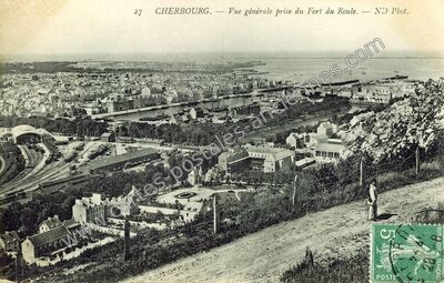 Carte postale ancienne Vue générale prise du Fort du Roule — Cherbourg (Manche)