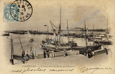 Carte postale ancienne L'Avant-Port du Bassin de Commerce — Cherbourg (Manche)