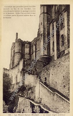 Carte postale ancienne Le Grand Degré extérieur — Le Mont-Saint-Michel (Manche)