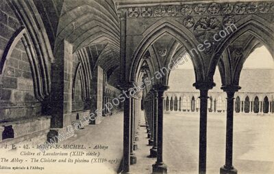Carte postale ancienne Abbaye Cloître et Lavatorium — Le Mont-Saint-Michel (Manche)
