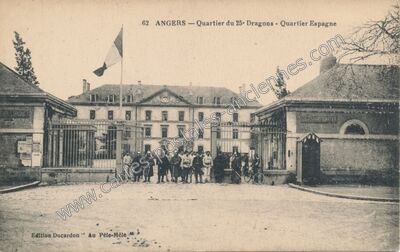 Carte postale ancienne Quartier du 25 Dragons - Quartier Espagne — Angers (Maine-et-Loire)