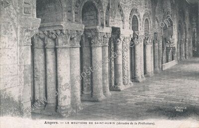 Carte postale ancienne LE MOÛTIERS DE SAINT-AUBIN (Arcades de la Préfecture) — Angers (Maine-et-Loire)