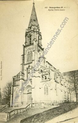 Carte postale ancienne Eglise Notre-Dame — Beaupréau (Maine-et-Loire)