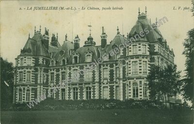 Carte postale ancienne Le Château, façade latérale — La Jumellière (Maine-et-Loire)