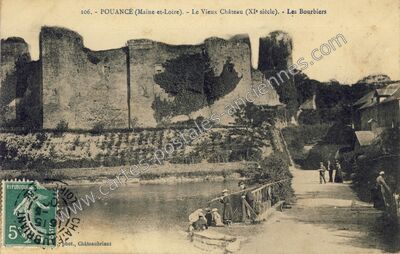 Carte postale ancienne Le Vieux Château (XIe siècle). - Les Bourbiers — Pouancé (Maine-et-Loire)
