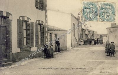 Carte postale ancienne Rue des Moulins — La Chaussaire (Maine-et-Loire)
