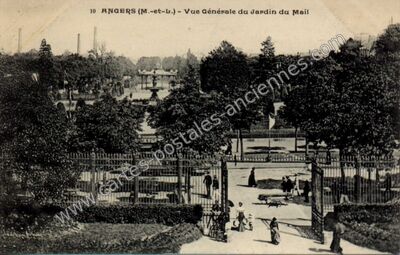 Carte postale ancienne Vue Générale du Jardin du Mail — Angers (Maine-et-Loire)