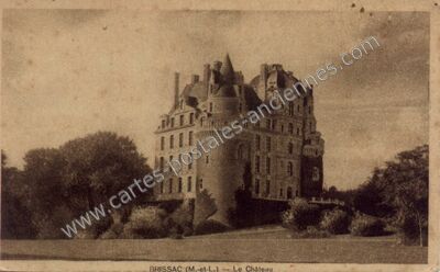 Carte postale ancienne Chateau de Brissac — Brissac-Quincé (Maine-et-Loire)