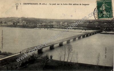Carte postale ancienne Le pont sur la Loire (800 mètres de longueur) — Champtoceaux (Maine-et-Loire)
