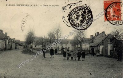 Carte postale ancienne Place principale — Le Plessis-Grammoire (Maine-et-Loire)