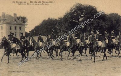 Carte postale ancienne Ecole de Cavalerie — Saumur (Maine-et-Loire)
