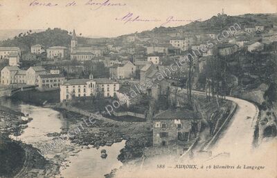 Carte postale ancienne À 16 kilomètres de Langogne — Auroux (Lozère)