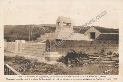 Carte postale ancienne l'Habitarelle — Châteauneuf-de-Randon (Lozère)