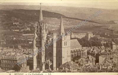 Carte postale ancienne La Cathédrale — Mende (Lozère)