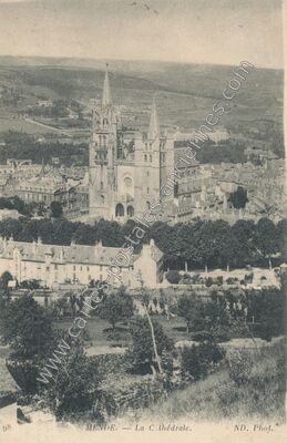 Carte postale ancienne La Cathédrale — Mende (Lozère)