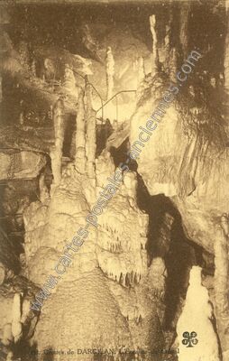 Carte postale ancienne Grottes de Dargilan — Meyrueis (Lozère)