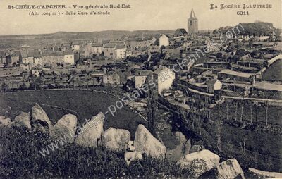 Carte postale ancienne Vue générale Sud-Est — Saint-Chély-d'Apcher (Lozère)