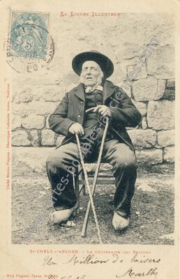 Carte postale ancienne St Chely d'Apcher — Saint-Chély-d'Apcher (Lozère)