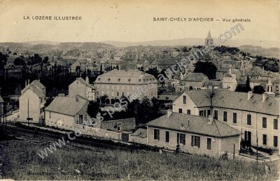 Carte postale ancienne Vue générale — Saint-Chély-d'Apcher (Lozère)