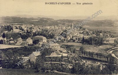 Carte postale ancienne Vue générale — Saint-Chély-d'Apcher (Lozère)