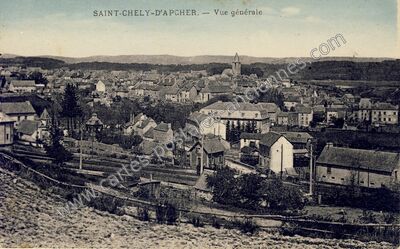 Carte postale ancienne Vue générale — Saint-Chély-d'Apcher (Lozère)