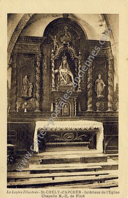 Carte postale ancienne Intérieur de l'Eglise, Chapelle N.-D. de Pitié — Saint-Chély-d'Apcher (Lozère)