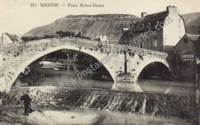 Carte postale ancienne Pont Notre-Dame — Mende (Lozère)