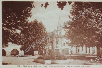 Carte postale ancienne Place Président-Fallières. Les Cornières (côté Est) — Sos (Lot-et-Garonne)