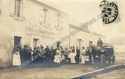 Carte postale ancienne Cafe de l'Union — Non Localisée (Loiret)