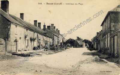 Carte postale ancienne Intérieur du Pays — Baccon (Loiret)