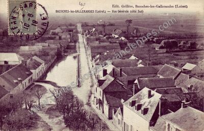 Carte postale ancienne Vue Générale (côté Sud) — Bazoches-les-Gallerandes (Loiret)