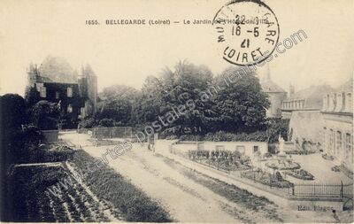 Carte postale ancienne Le Jardin de l'Hôtel de ville — Bellegarde (Loiret)