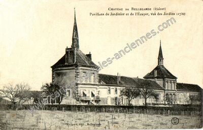 Carte postale ancienne Pavillons du Jardinier et de l'Écuyer, vus des Jardins — Bellegarde (Loiret)