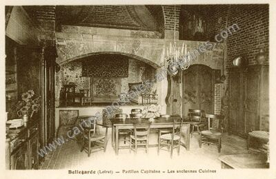 Carte postale ancienne Pavillon Capitaine — Les anciennes Cuisines — Bellegarde (Loiret)