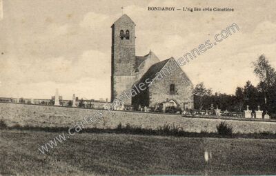 Carte postale ancienne L'Eglise et le Cimetière — Bondaroy (Loiret)