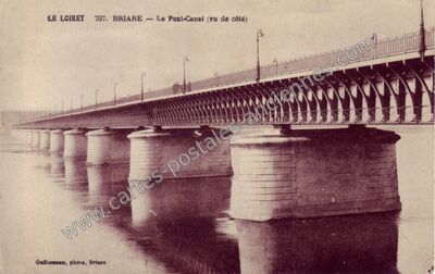 Carte postale ancienne Le Pont-Canal (vu de côté) — Briare (Loiret)